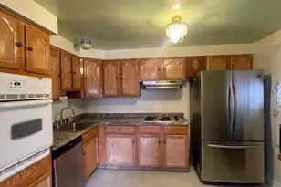 7206 Sheffield Dr, Temple Hills, MD 20748 - Photo 5