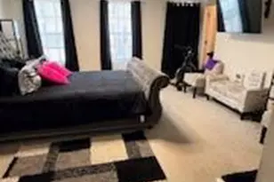 6915 Stoddert Ln, Landover, MD 20785 - Photo 9