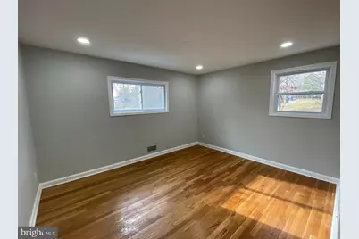 6909 40th, University Park, MD 20782 - Photo 11