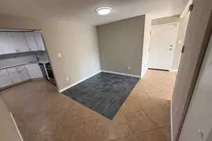 3339 Huntley Sq Dr, Temple Hills, MD 20748 - Photo 7