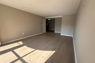 3339 Huntley Sq Dr, Temple Hills, MD 20748 - Photo 3