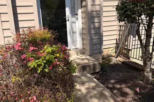 14401 Hampshire Hall Ct, Upper Marlboro, MD 20772 - Photo 9