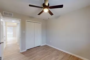 564 Wilson Bridge Dr, Oxon Hill, MD 20745 - Photo 35