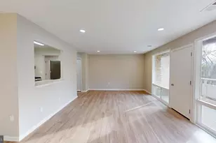 564 Wilson Bridge Dr, Oxon Hill, MD 20745 - Photo 13