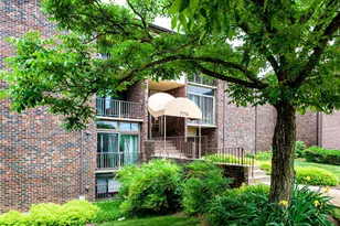 7714 Hanover Pkwy, Greenbelt, MD 20770 - Photo 3