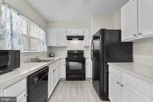 7319 Morrison Dr, Greenbelt, MD 20770 - Photo 9