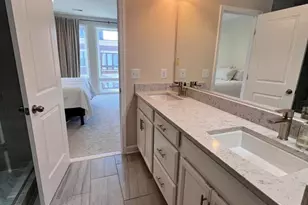 542 Harborview Dr, Oxon Hill, MD 20745 - Photo 19