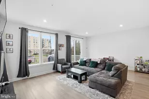 3537 Stella Blue Dr, Hyattsville, MD 20782 - Photo 9