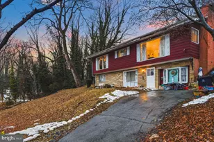 2300 Fairlawn St, Temple Hills, MD 20748 - Photo 3