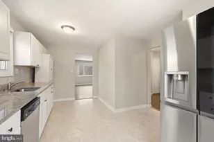 7712 Erica Ln, Laurel, MD 20707 - Photo 9