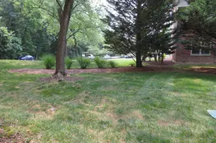 6012 Westchester Park Dr, College Park, MD 20740 - Photo 15