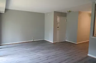 6012 Westchester Park Dr, College Park, MD 20740 - Photo 3