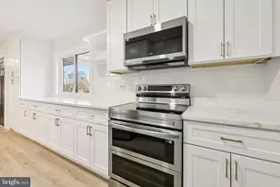 1409 Fenwood Ave, Oxon Hill, MD 20745 - Photo 5