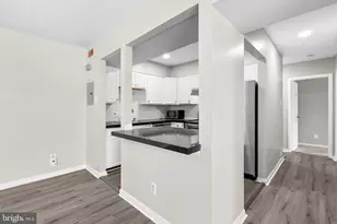 10121 Prince Pl, Upper Marlboro, MD 20774 - Photo 9