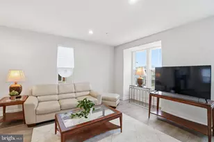 8437 Hamlin St, Lanham, MD 20706 - Photo 11