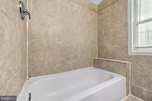 809 Eastern Ave, Capitol Heights, MD 20743 - Photo 23