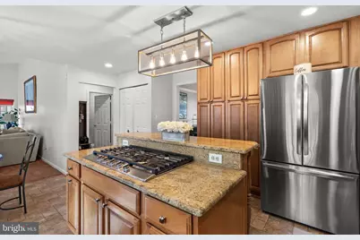 14221 Pleasant View Drive, Bowie, MD 20720 - Photo 9