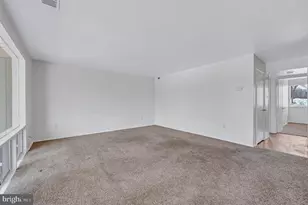 7226 Donnell Pl, District Heights, MD 20747 - Photo 9