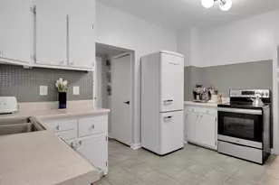 4810 Fox St, College Park, MD 20740 - Photo 15