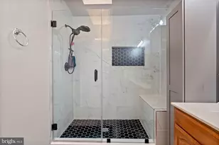 13847 Lord Fairfax Pl, Upper Marlboro, MD 20772 - Photo 17