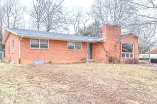 8305 Fort Foote Rd, Fort Washington, MD 20744 - Photo 3