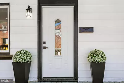 3802 37th Place, Brentwood, MD 20722 - Photo 3