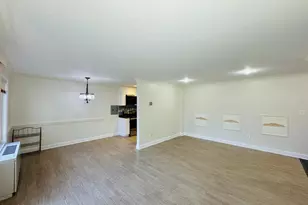 5601 Parker House Terrace, Hyattsville, MD 20782 - Photo 3