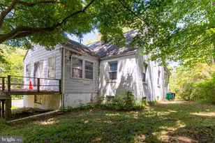 12111 Daisy Ln, Glenn Dale, MD 20769 - Photo 7