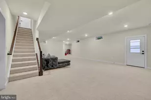 428 Meadow Dr, Bowie, MD 20716 - Photo 85