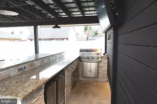 6308 Ager Rd, Hyattsville, MD 20782 - Photo 19