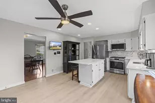 5904 Chivalry Ct, Glenn Dale, MD 20769 - Photo 7