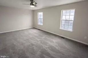 5605 Larson Ct, Capitol Heights, MD 20743 - Photo 7