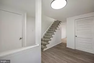 1722 Village Green Dr, Landover, MD 20785 - Photo 7