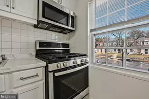 1722 Village Green Dr, Landover, MD 20785 - Photo 11