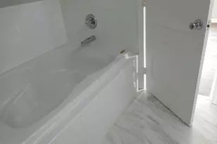 9900 Doubletree Ln, Springdale, MD 20774 - Photo 9