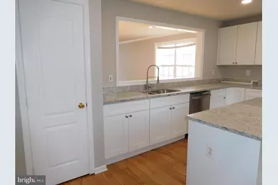 9900 Doubletree Lane, Springdale, MD 20774 - Photo 3