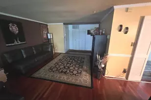 3360 Huntley Sq Dr, Temple Hills, MD 20748 - Photo 5