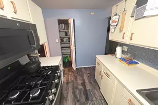 3360 Huntley Sq Dr, Temple Hills, MD 20748 - Photo 15