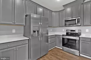 9713 Glassy Creek Way, Upper Marlboro, MD 20772 - Photo 11