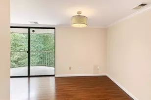 3352 Huntley Sq Dr, Temple Hills, MD 20748 - Photo 9