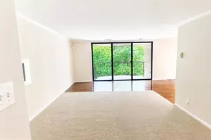 3352 Huntley Sq Dr, Temple Hills, MD 20748 - Photo 5