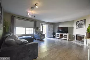 14320 S Shore Ct, Laurel, MD 20707 - Photo 3
