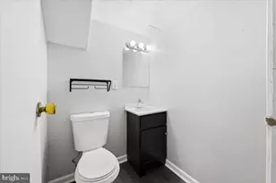 8624 Irvin Ave, Lanham, MD 20706 - Photo 21