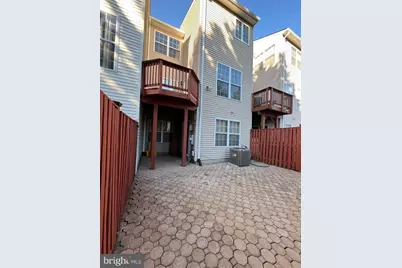 9745 Quiet Brook Lane, Clinton, MD 20735 - Photo 3