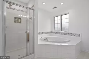 9745 Quiet Brook Ln, Clinton, MD 20735 - Photo 37