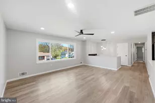 7109 Lois Ln, Lanham, MD 20706 - Photo 9