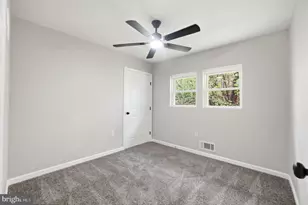 7109 Lois Ln, Lanham, MD 20706 - Photo 27