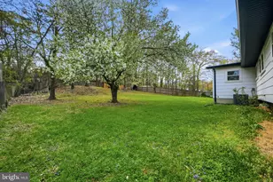 7109 Lois Ln, Lanham, MD 20706 - Photo 39