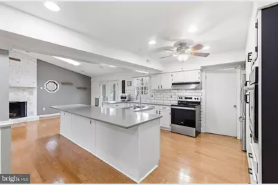 12801 Hadley Lane, Bowie, MD 20716 - Photo 11