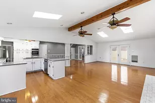 12801 Hadley Ln, Bowie, MD 20716 - Photo 13